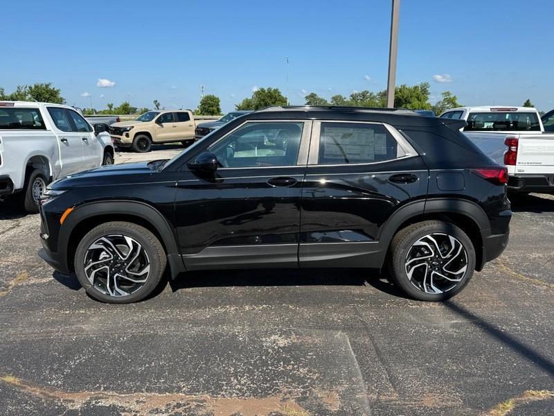 new 2025 Chevrolet TrailBlazer car, priced at $33,803