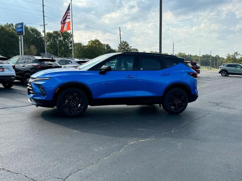 new 2025 Chevrolet Blazer car, priced at $35,705