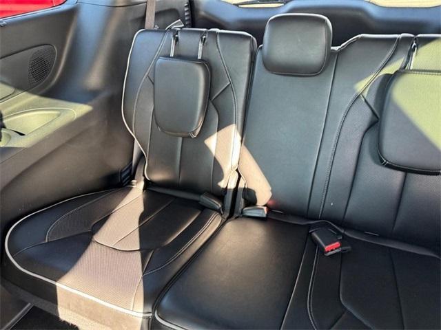 used 2025 Chrysler Pacifica car, priced at $39,900