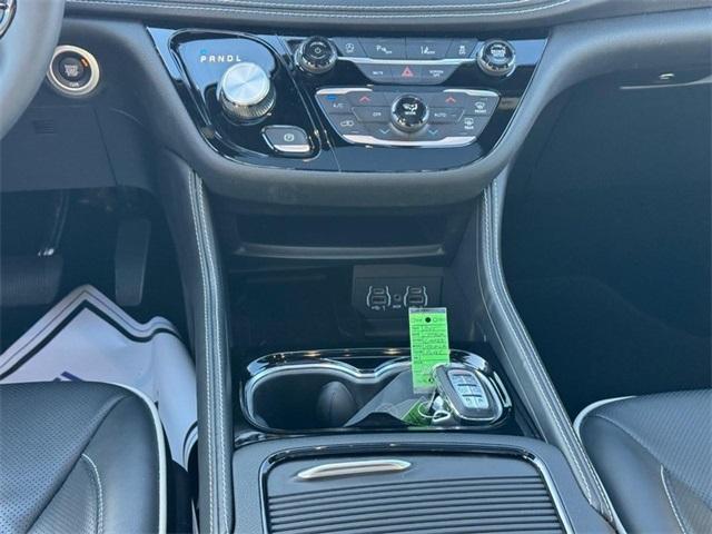 used 2025 Chrysler Pacifica car, priced at $39,900