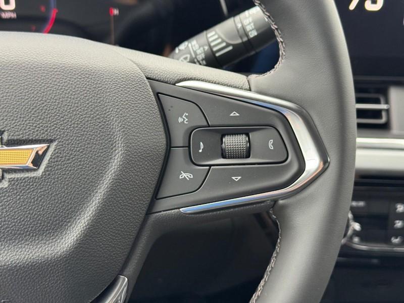 new 2025 Chevrolet Trax car, priced at $24,830