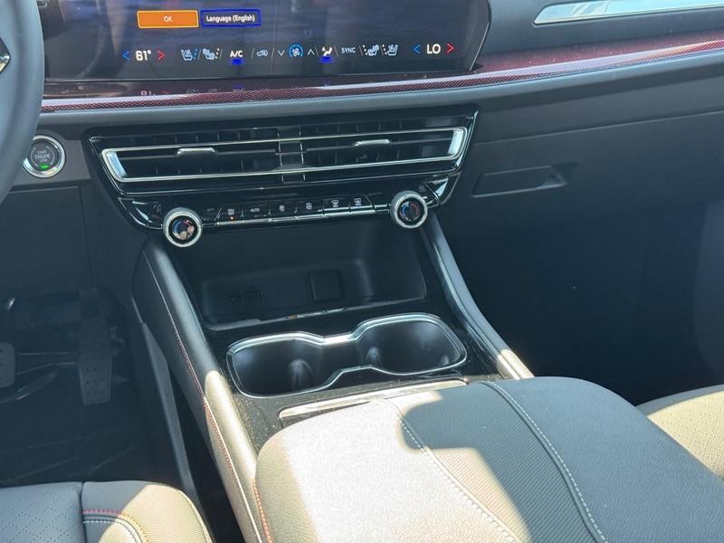 new 2025 Chevrolet Traverse car, priced at $53,595