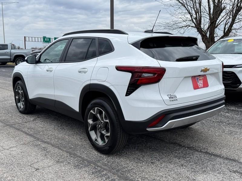 new 2025 Chevrolet Trax car, priced at $23,525