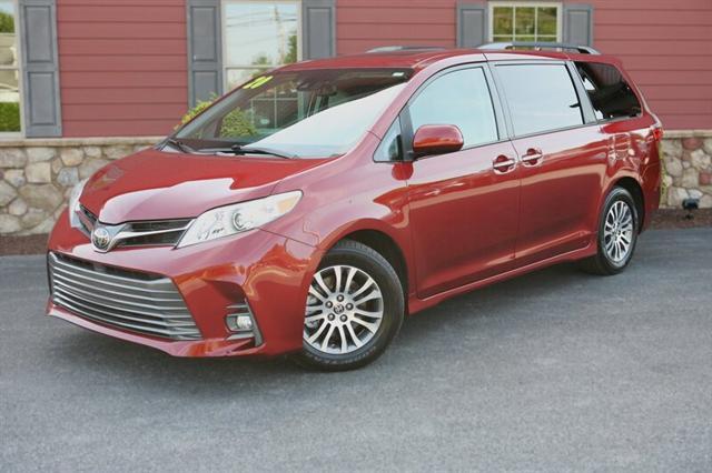 used 2020 Toyota Sienna car, priced at $29,900