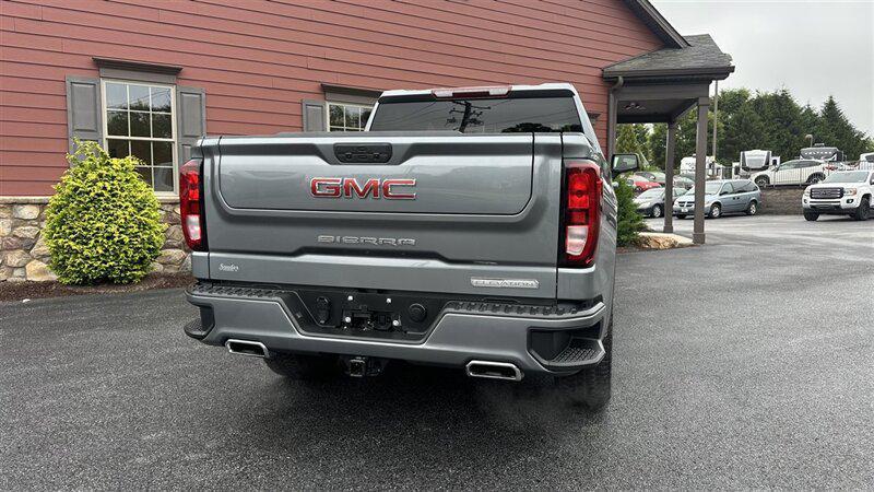 used 2021 GMC Sierra 1500 car, priced at $38,900