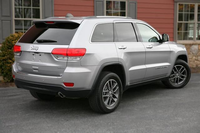 used 2018 Jeep Grand Cherokee car, priced at $21,500