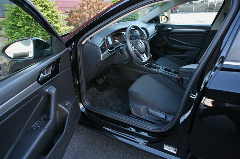 used 2020 Volkswagen Jetta car, priced at $17,900