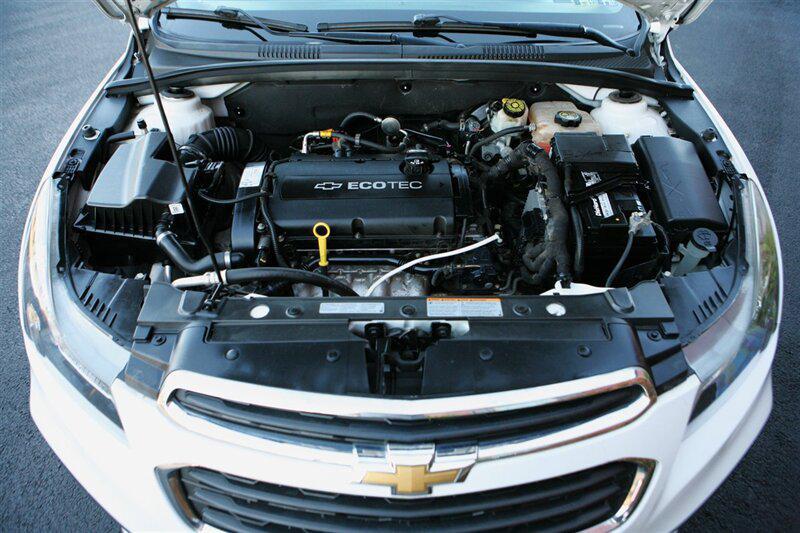 used 2016 Chevrolet Cruze Limited car, priced at $8,900