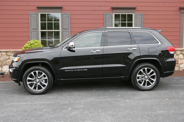 used 2017 Jeep Grand Cherokee car, priced at $22,500