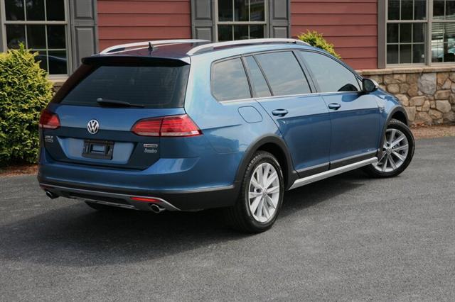 used 2019 Volkswagen Golf Alltrack car, priced at $23,900