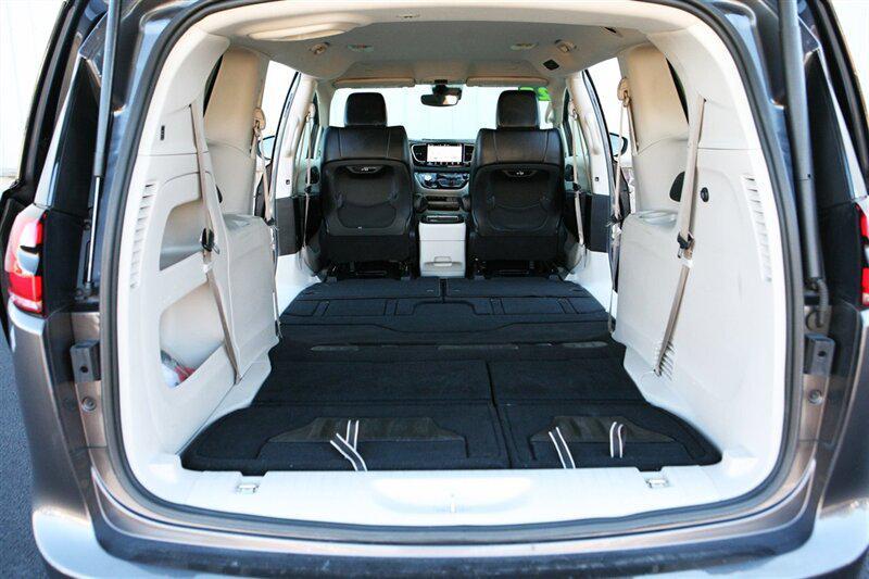 used 2023 Chrysler Pacifica car, priced at $25,900