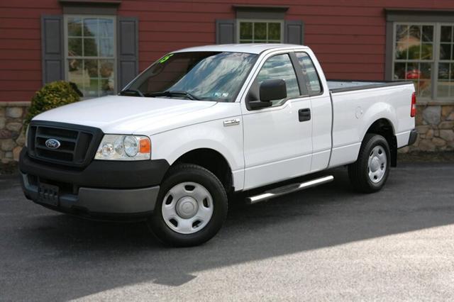 used 2005 Ford F-150 car, priced at $8,500