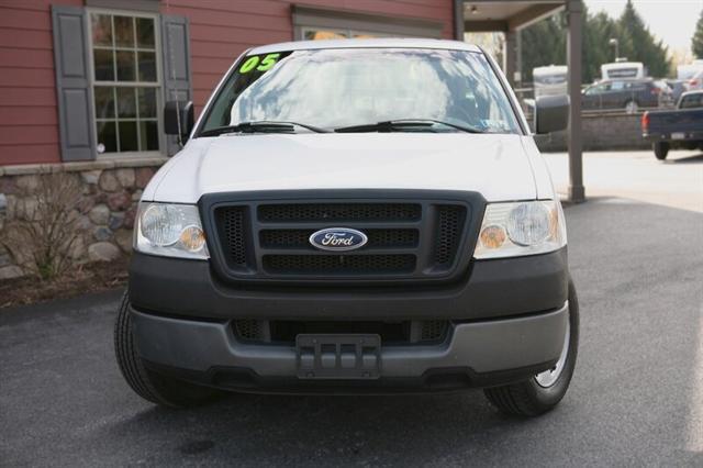 used 2005 Ford F-150 car, priced at $8,500