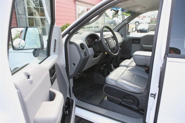 used 2005 Ford F-150 car, priced at $8,500