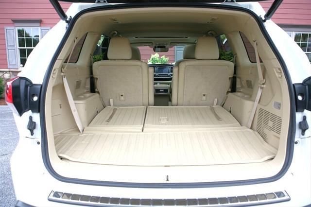 used 2017 Toyota Highlander Hybrid car, priced at $25,900
