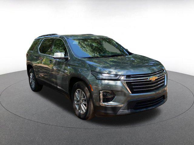 used 2023 Chevrolet Traverse car, priced at $27,861