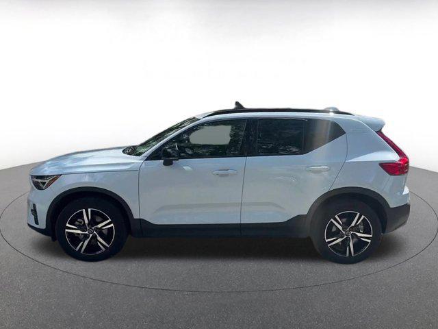 used 2024 Volvo XC40 car, priced at $27,652
