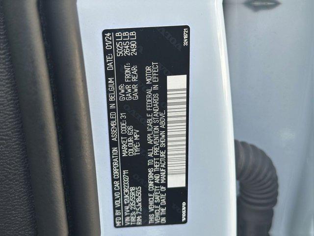 used 2024 Volvo XC40 car, priced at $27,652