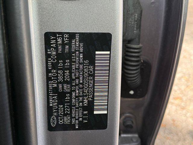 used 2025 Hyundai Elantra car, priced at $20,179