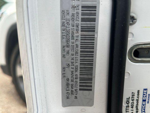 used 2019 Jeep Cherokee car, priced at $16,355