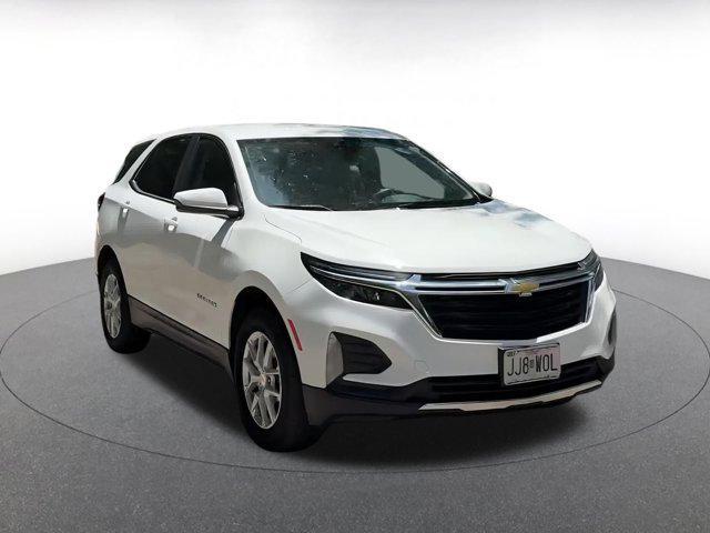 used 2023 Chevrolet Equinox car, priced at $19,990