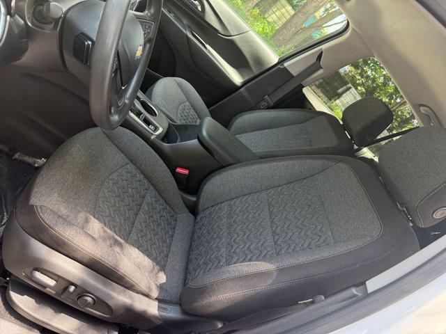 used 2023 Chevrolet Equinox car, priced at $19,990