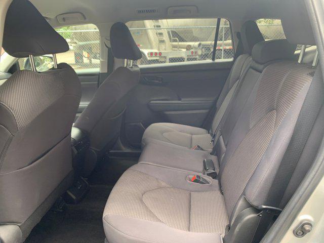 used 2023 Toyota Highlander car, priced at $33,266