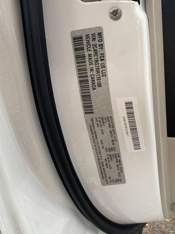 used 2024 Chrysler Pacifica car, priced at $35,105