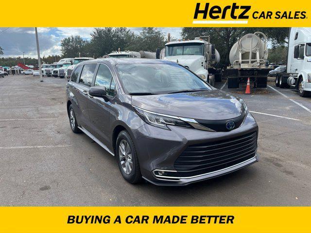 used 2022 Toyota Sienna car, priced at $38,252