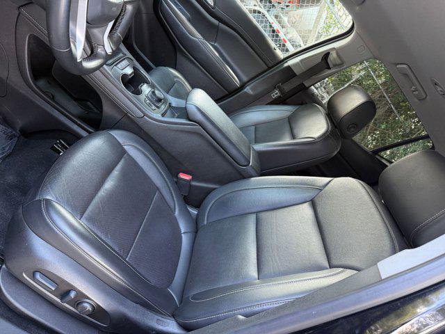 used 2023 GMC Acadia car, priced at $25,256