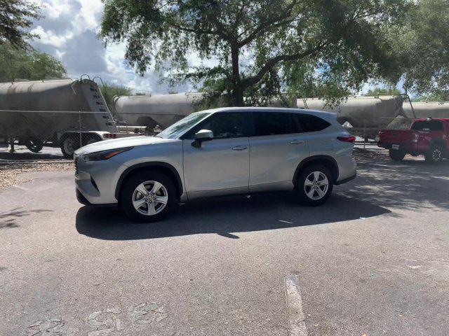 used 2023 Toyota Highlander car, priced at $35,285