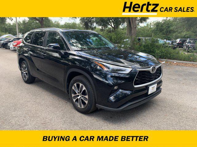 used 2023 Toyota Highlander car, priced at $35,115