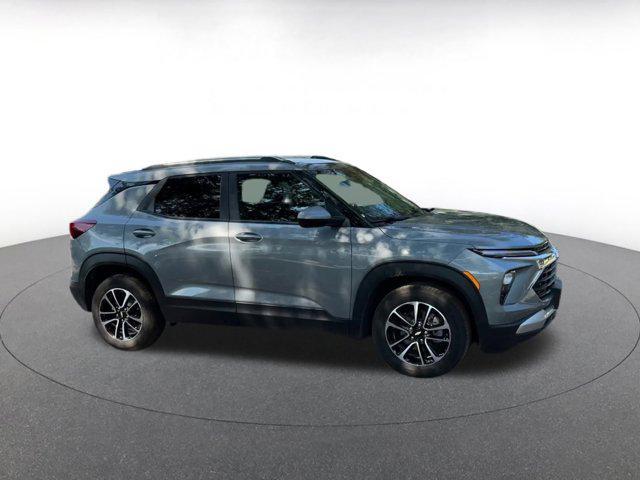 used 2024 Chevrolet TrailBlazer car, priced at $21,819
