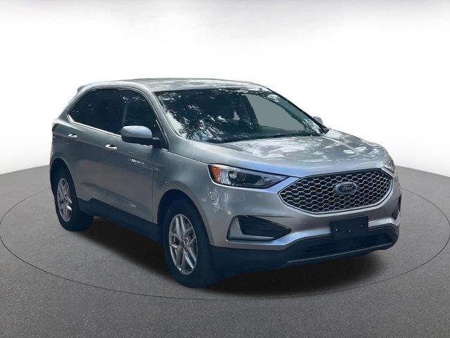 used 2024 Ford Edge car, priced at $24,380