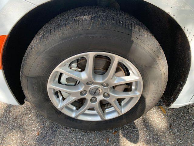 used 2024 Chrysler Pacifica car, priced at $31,966