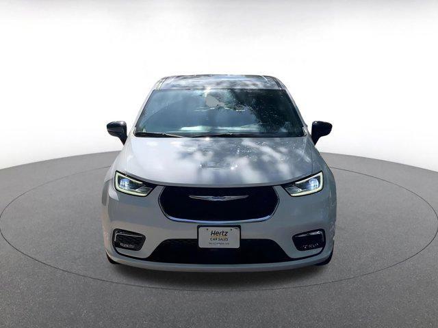 used 2024 Chrysler Pacifica car, priced at $31,966