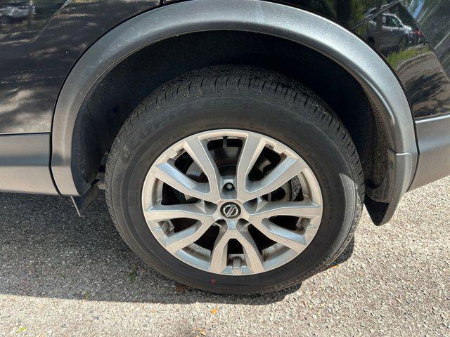 used 2022 Nissan Rogue Sport car, priced at $18,029