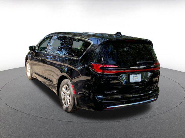 used 2024 Chrysler Pacifica car, priced at $35,996