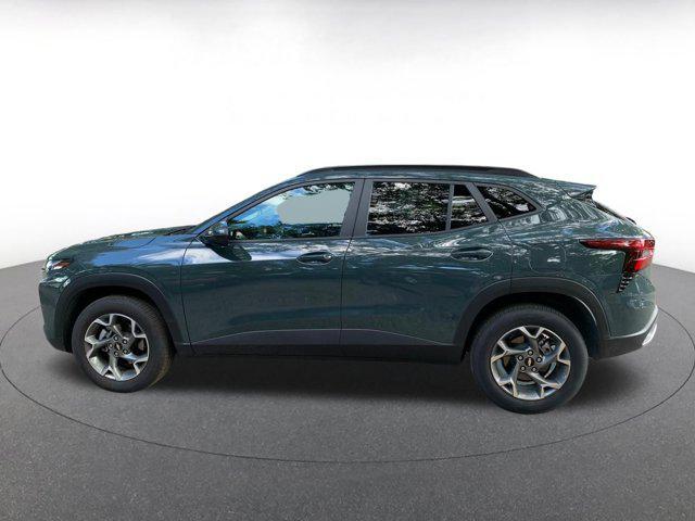 used 2025 Chevrolet Trax car, priced at $20,861