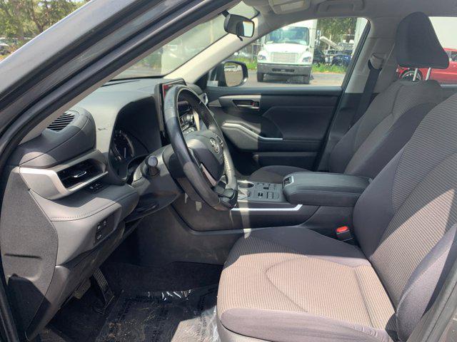 used 2023 Toyota Highlander car, priced at $33,148