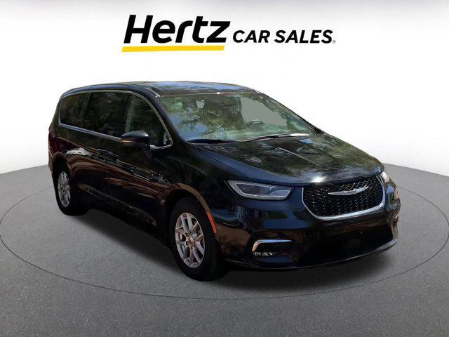 used 2023 Chrysler Pacifica car, priced at $19,569