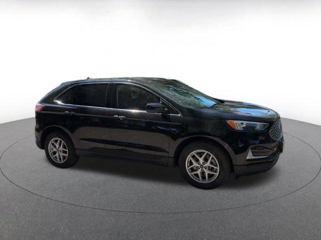 used 2024 Ford Edge car, priced at $23,656