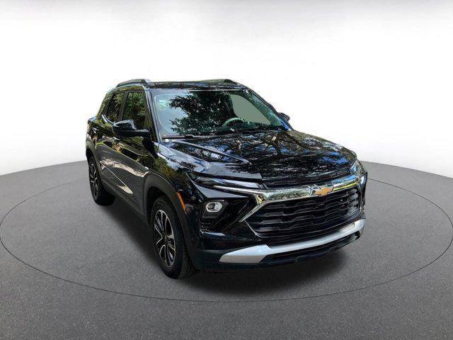 used 2025 Chevrolet TrailBlazer car, priced at $22,788