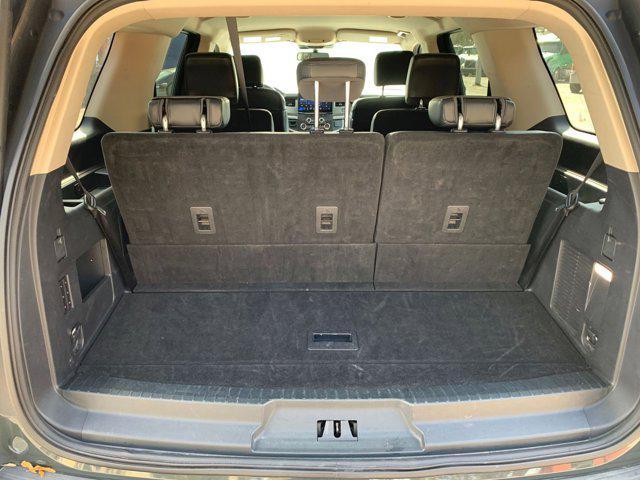 used 2023 Ford Expedition car, priced at $42,616