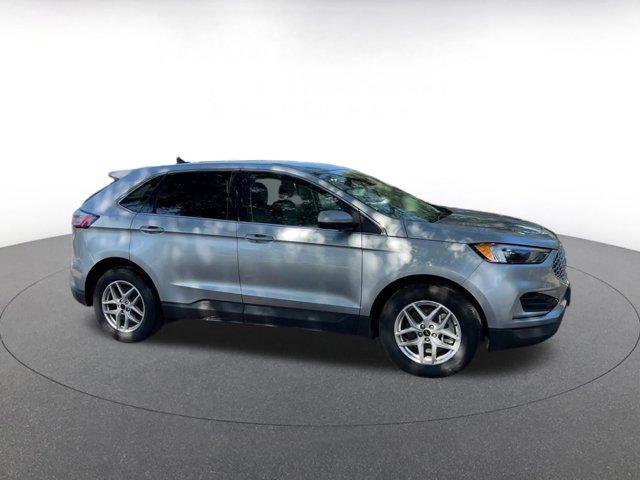 used 2024 Ford Edge car, priced at $23,625