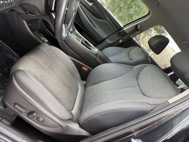 used 2023 Hyundai Santa Fe car, priced at $19,992