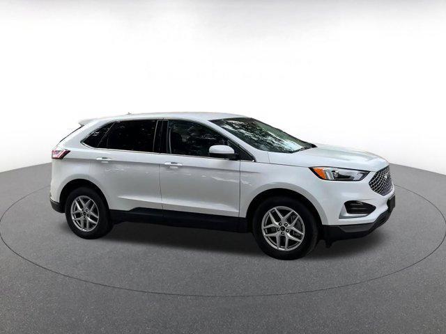 used 2024 Ford Edge car, priced at $25,781
