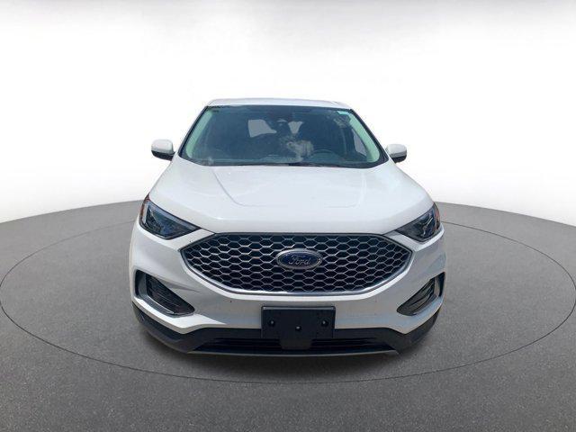 used 2024 Ford Edge car, priced at $25,781