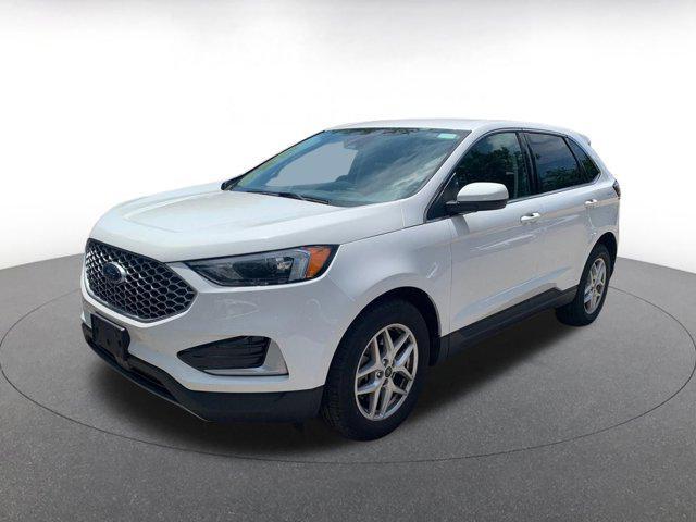 used 2024 Ford Edge car, priced at $25,781