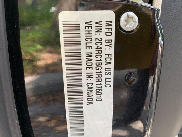 used 2024 Chrysler Pacifica car, priced at $32,678